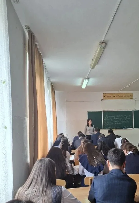 📚✨ 18 мая в нашей школе прошла промежуточная аттестация по осетинскому языку! 🎉📝  Ученики с волнение