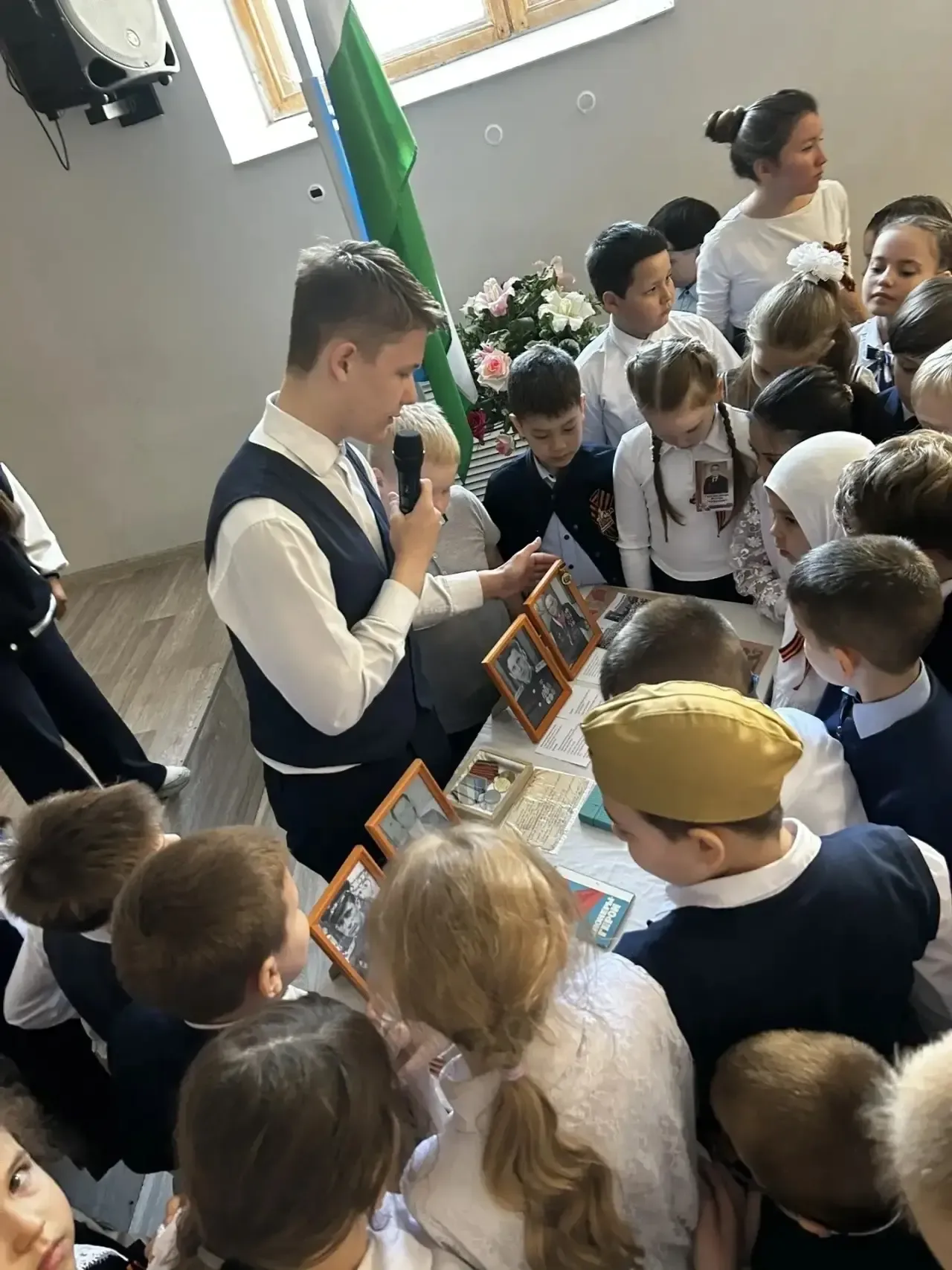 🕊️ В школе № 103 почтили память героев Великой Отечественной войны! 🕯️В год 81‑й годовщины Великой П