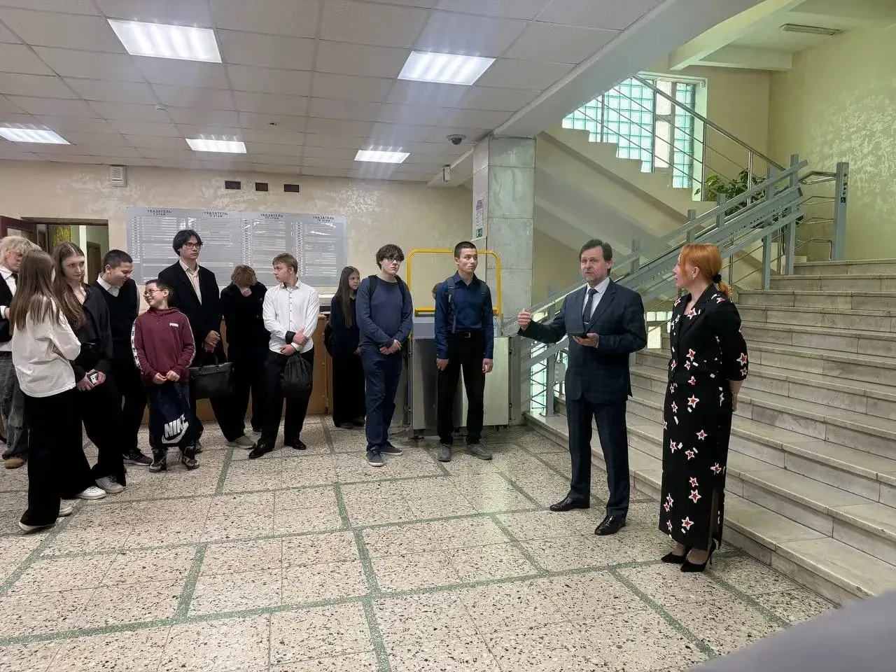 В администрации Кировского района состоялось награждение победителей олимпиады по избирательному пра