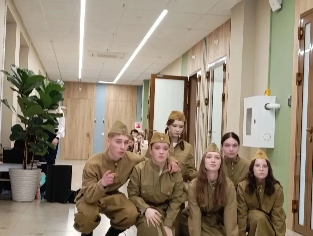✨Концерт в геронтологическом центре✨   Сегодня ученики 3-го лицея отправились в село Введенка, чтобы