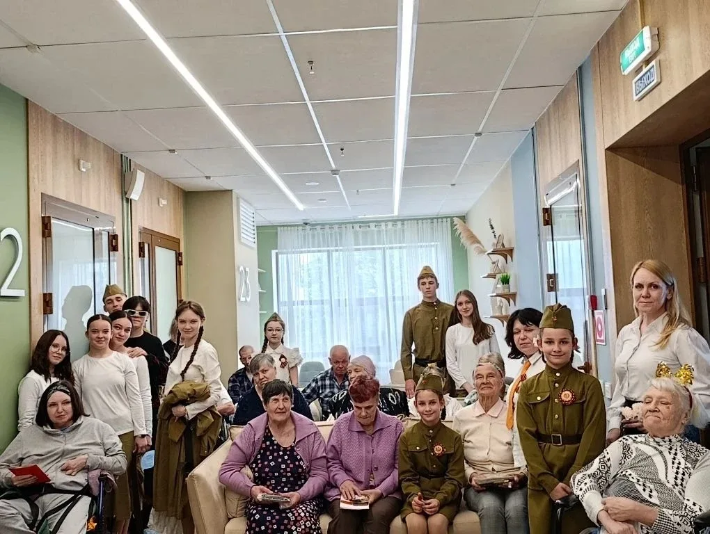 ✨Концерт в геронтологическом центре✨   Сегодня ученики 3-го лицея отправились в село Введенка, чтобы