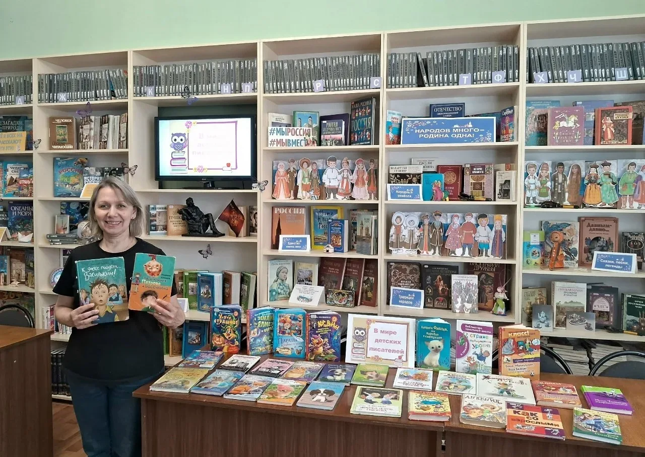 В путешествие по страницам детских книг современных авторов в рамках проекта «Час радостного чтения»