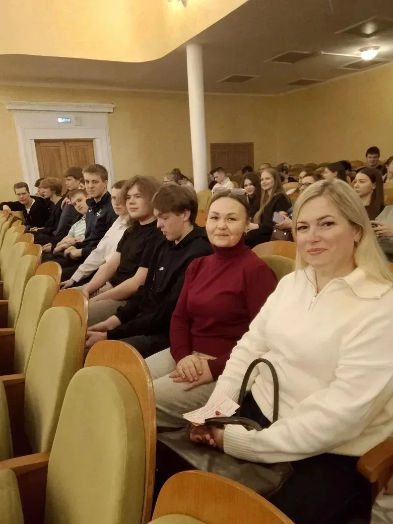 🎷Волшебство классической музыки 29 апреля обучающиеся 11-х классов Центра образования - школы 39 вме