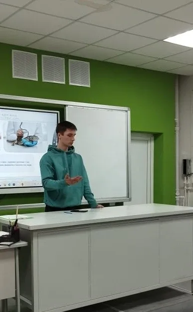 🌾 Итоговое собрание в агротехнологическом классе: год, полный открытий!  Сегодня в нашей школе состо