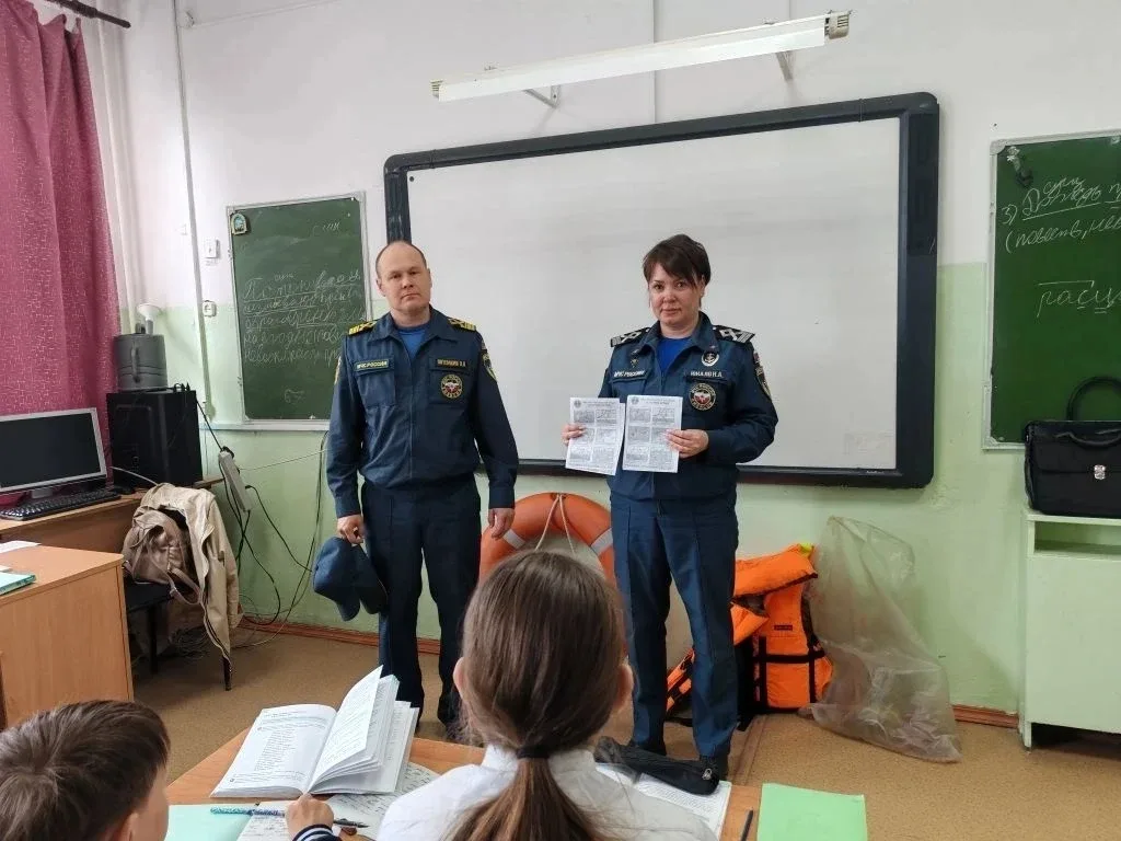 В предверии летних каникул в Сотниковской школе проведены профилактические беседы о правилах поведен