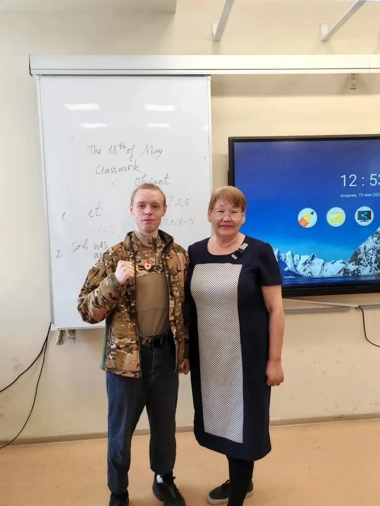 19,20 мая  в нашей школе прошли «Уроки Мужества» с выпускником нашей школы, участником специальной в