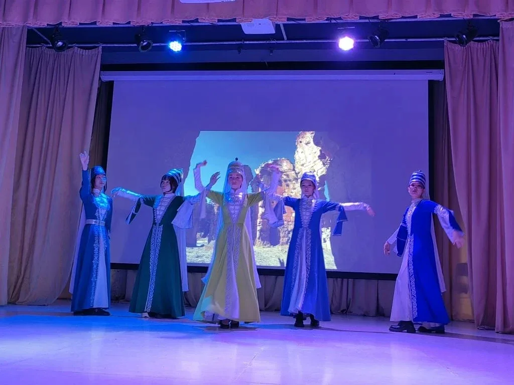 🎉 **Фестиваль‑конкурс «Мы вместе — мы едины»: праздник дружбы и традиций в нашей школе!** 🎉    В наш