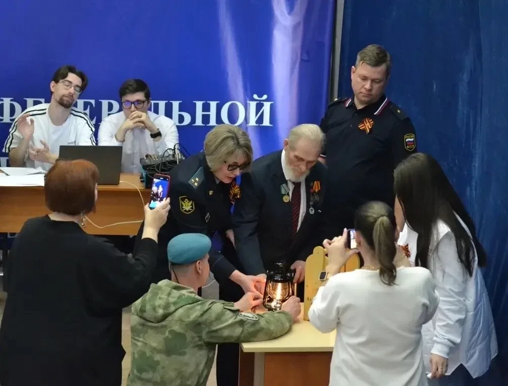 🎖️ Через века, через года — помните! 🎖️  Накануне Дня Победы в Главном управлении ФССП по Иркутской 