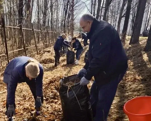 🧹Сотрудники Арсеньевского филиала Примтеплоэнерго приняли участие во Всероссийском субботнике  Колле