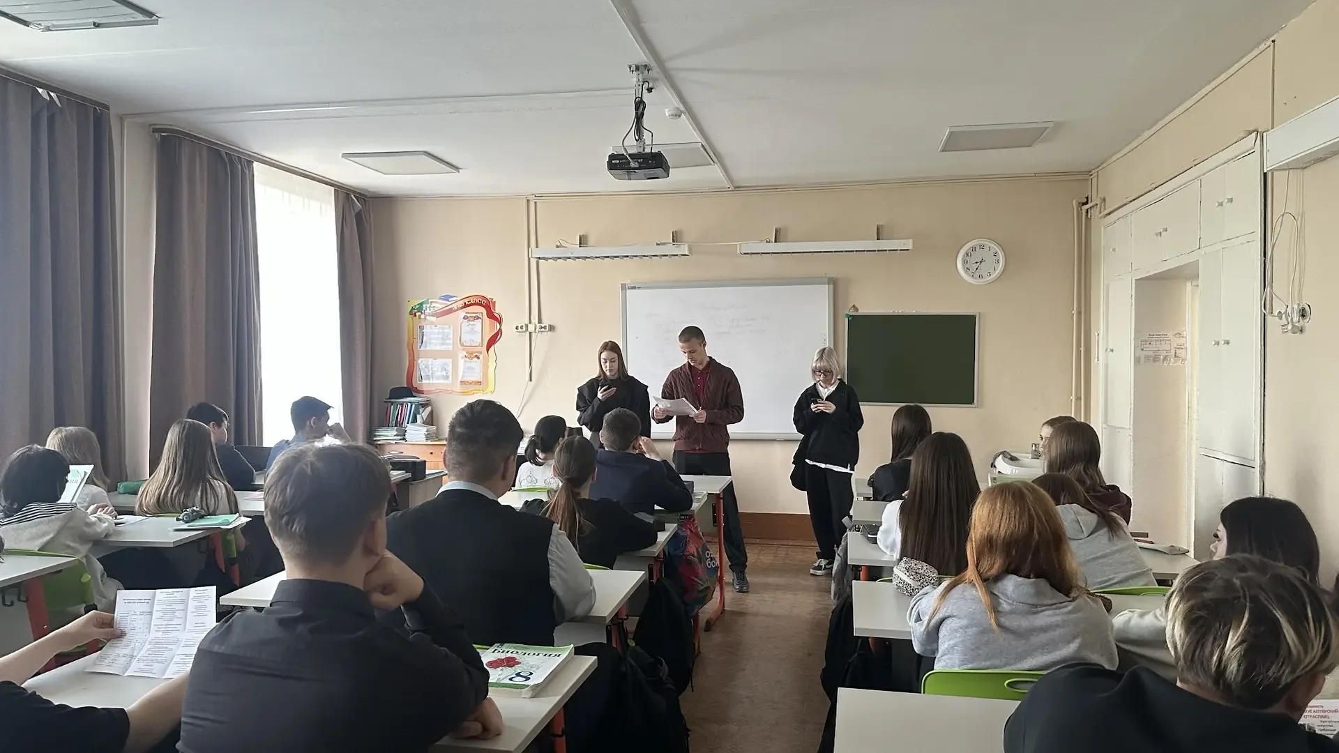 ✨ Профориентация — это не скучно! Доказали это студенты‑волонтёры Благовещенского финансово‑экономич
