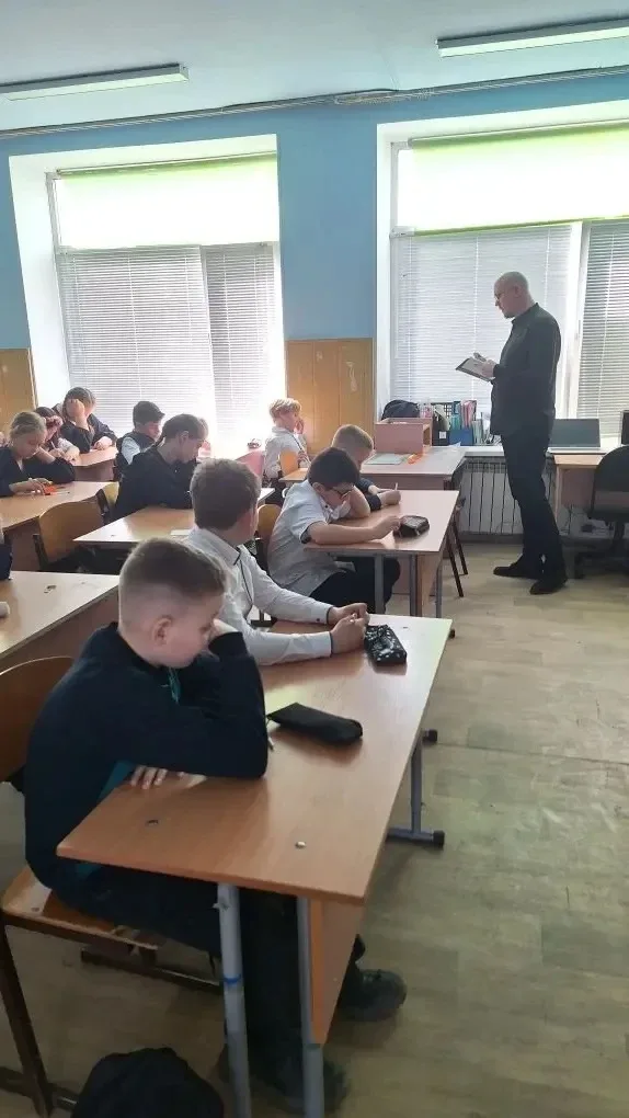 ✨ В нашей школе завершился методический фестиваль «Нетрадиционные формы уроков»! ✨  Урок‑расследован