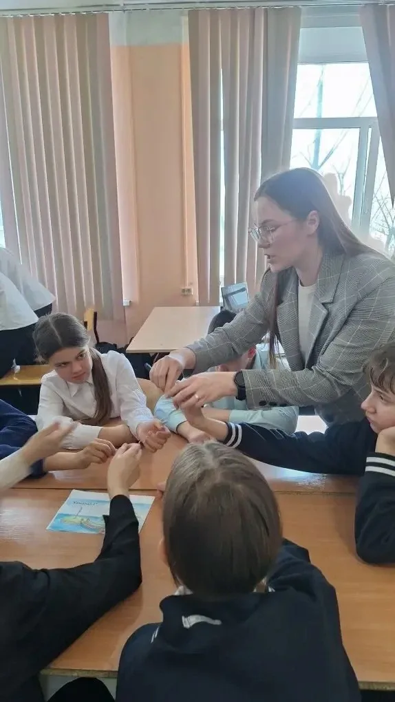 ✨ В нашей школе завершился методический фестиваль «Нетрадиционные формы уроков»! ✨  Урок‑расследован