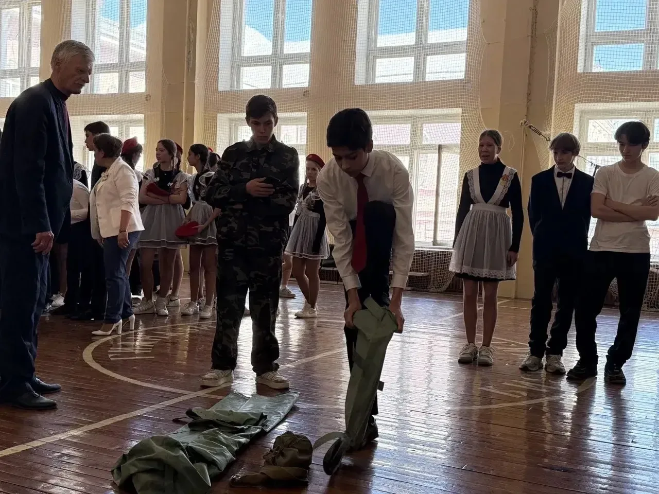 В гимназии прошли учебные сборы по основам безопасности и защиты Родины для учащихся 8-х классов.  В