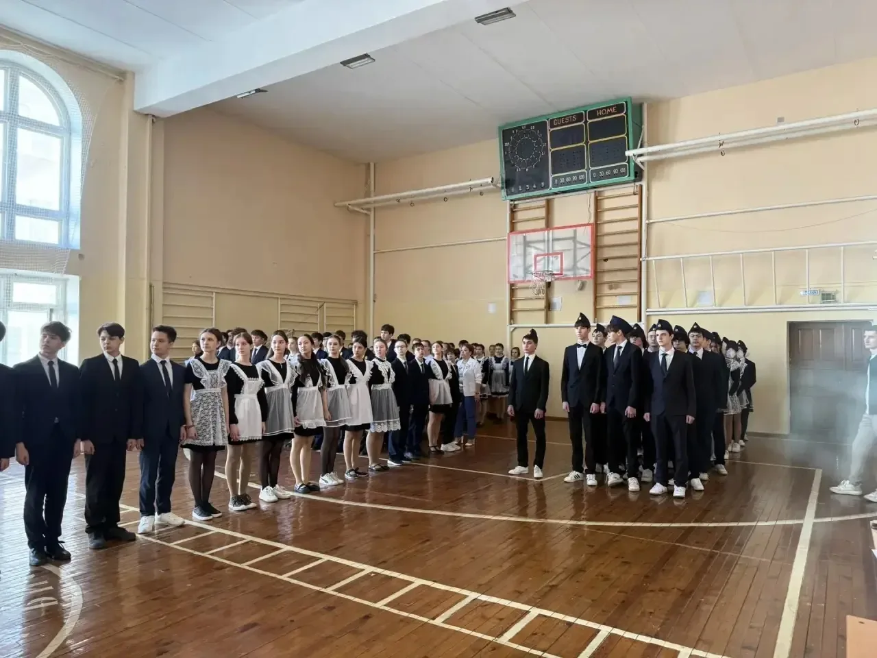 В гимназии прошли учебные сборы по основам безопасности и защиты Родины для учащихся 8-х классов.  В