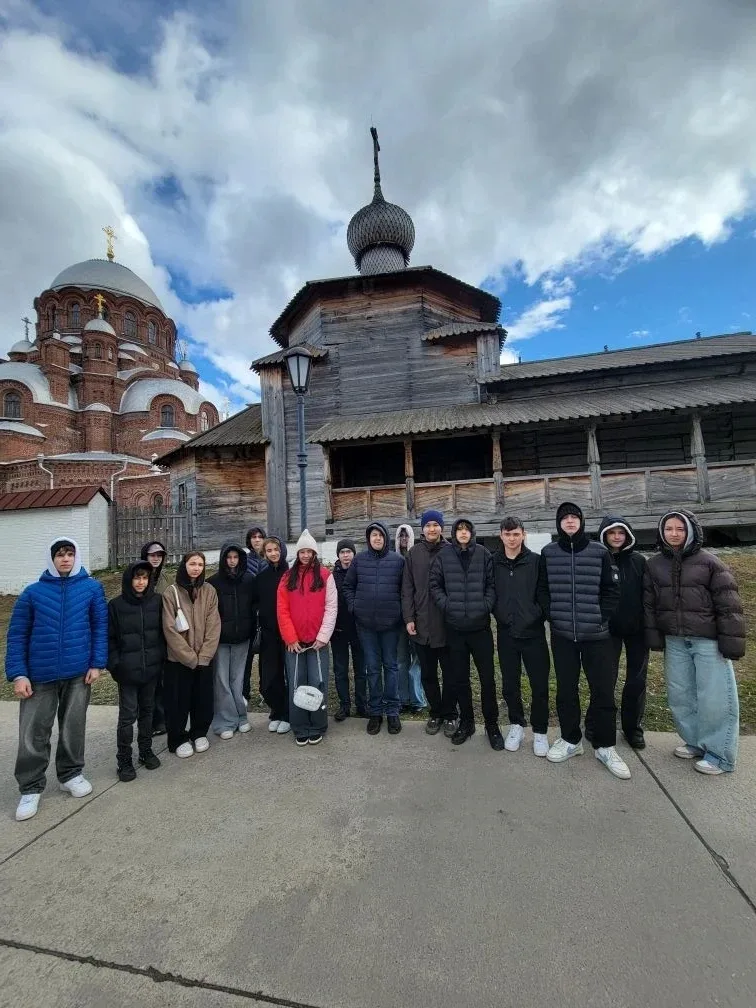 27-29 апреля учащиеся 8 В,Г,Д классов совершили образовательную поездку в Казань – город с тысячелет