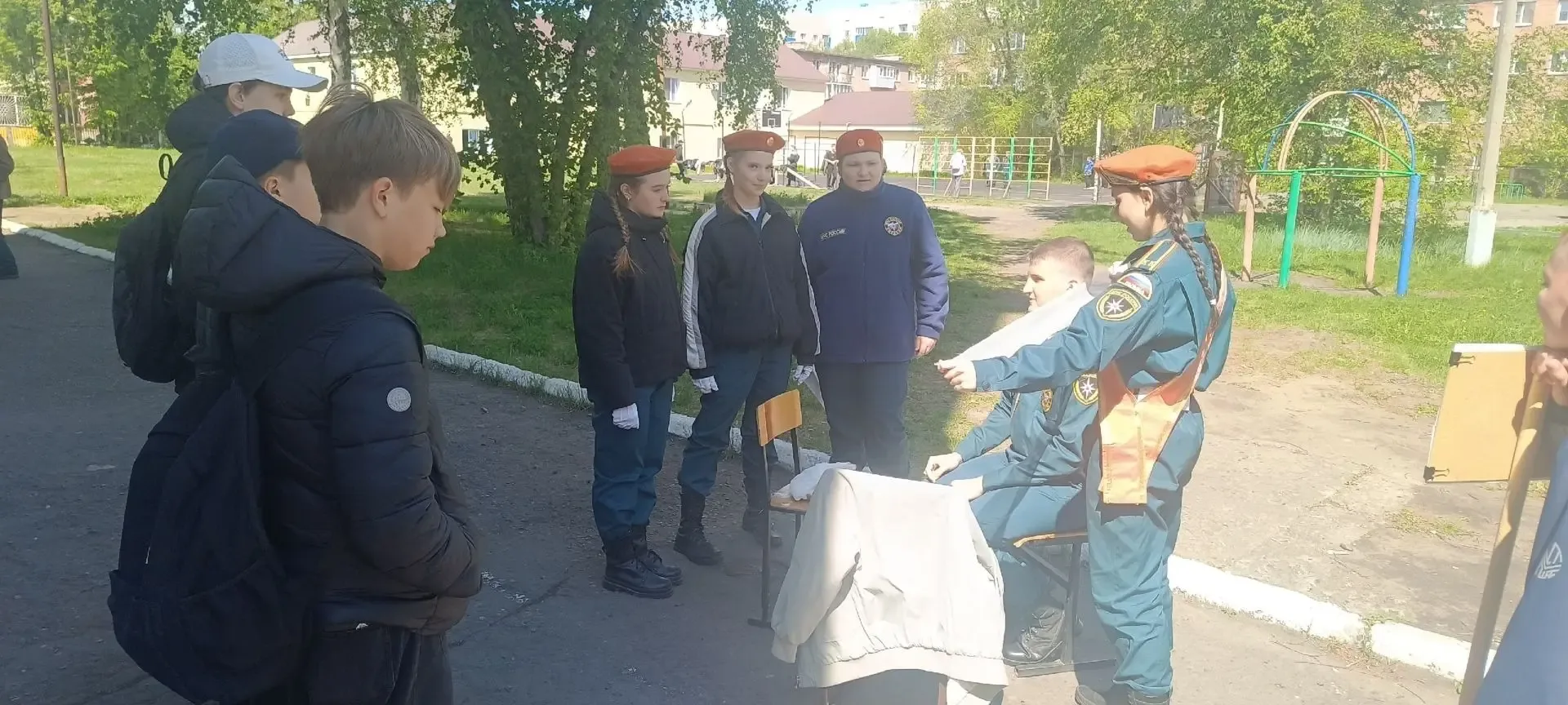 Сегодня наша дружина юных пожарных побывала в 18-й школе на мероприятии в рамках муниципального прое