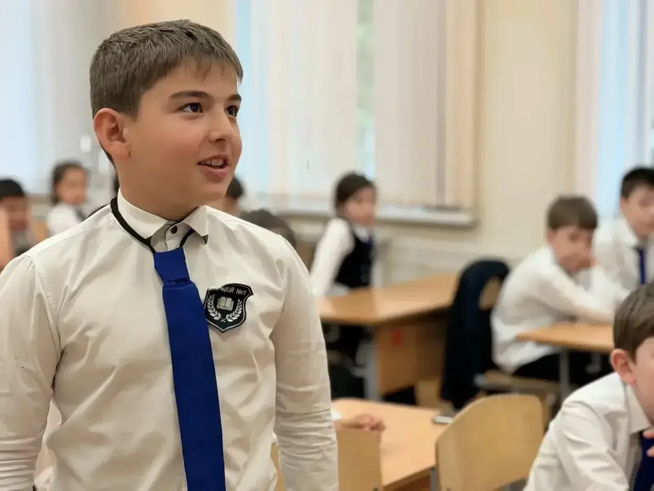 Живой пример семьи 🌟  🍁 В рамках проекта «Семейная среда» в лицее №1 Усть-Джегута к 3 «Г» классу при