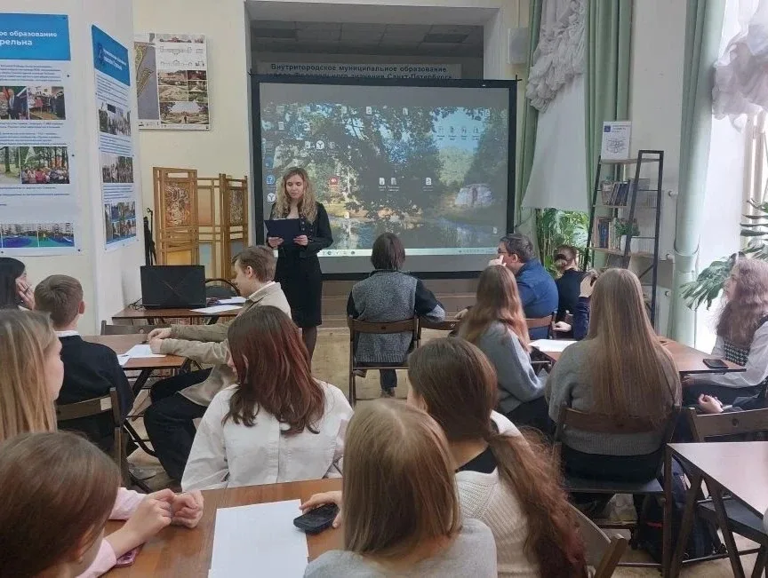 🏛✨ Во Львовском дворце в Стрельне вновь ожила история!  Прошел второй этап районной открытой краевед