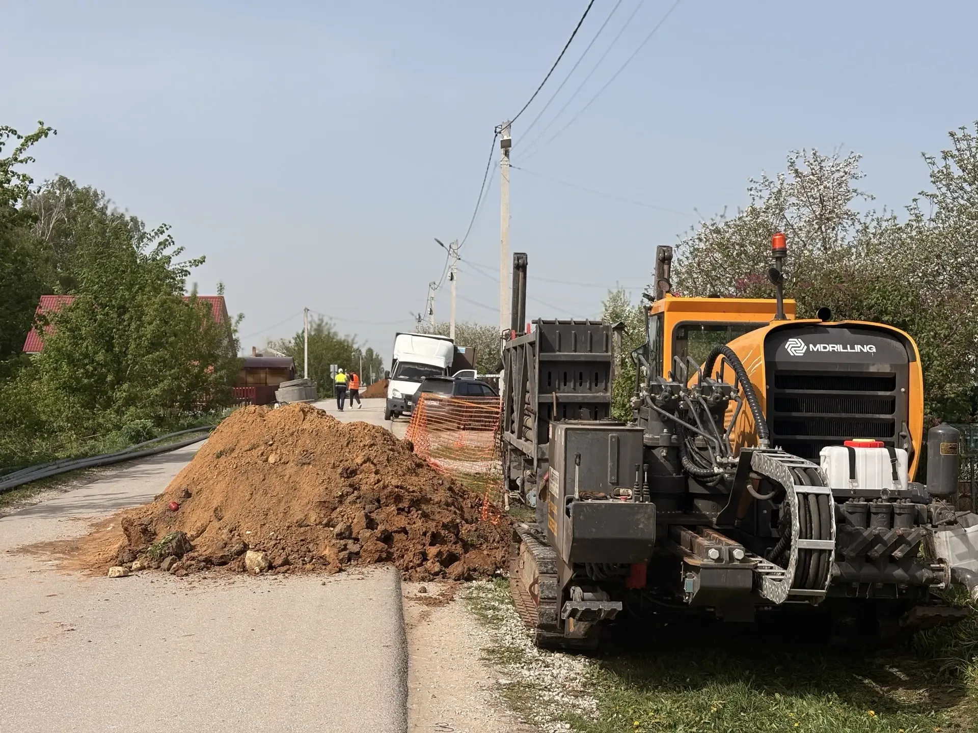 🚧 Уважаемые жители Лаишево!  В городе начались работы по строительству сетей водоснабжения на улицах