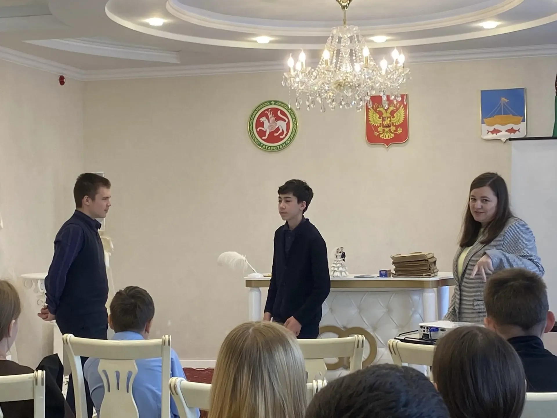 В преддверии Международного дня семьи для учеников школы №3 прошёл урок семьеведения.  Сотрудники ЗА