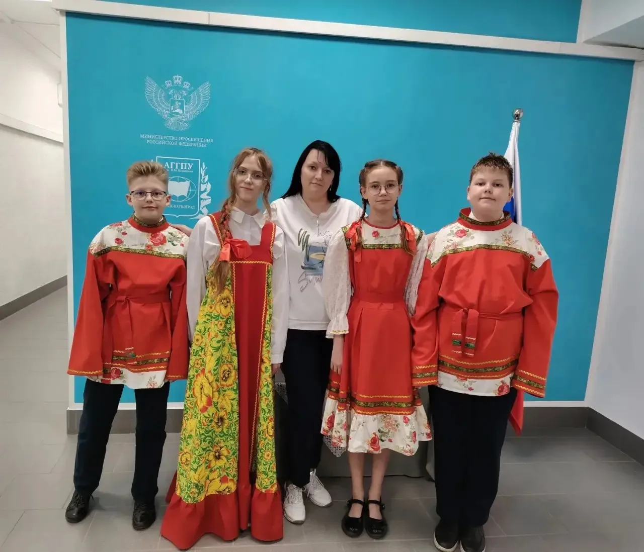 🇷🇺 6 «Д»: победа в интеллектуальном квизе!  Поздравляем наших ребят с победой в городском квизе «Еди