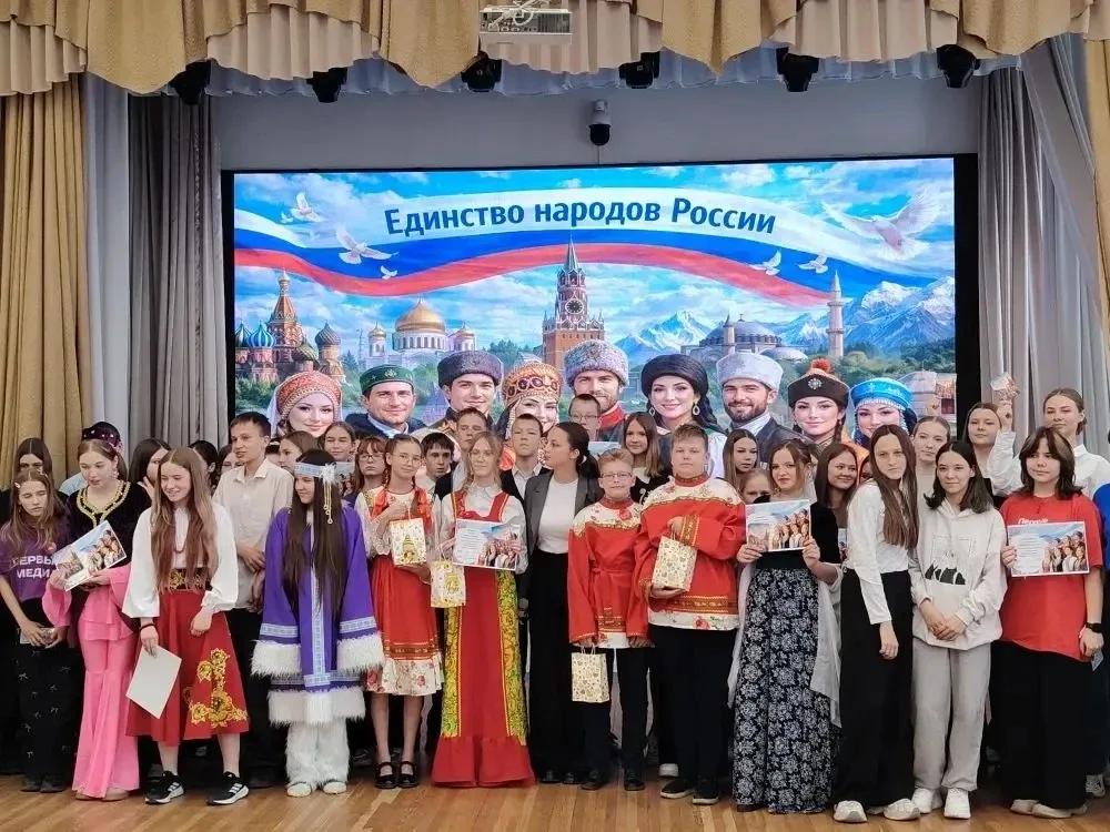 🇷🇺 6 «Д»: победа в интеллектуальном квизе!  Поздравляем наших ребят с победой в городском квизе «Еди