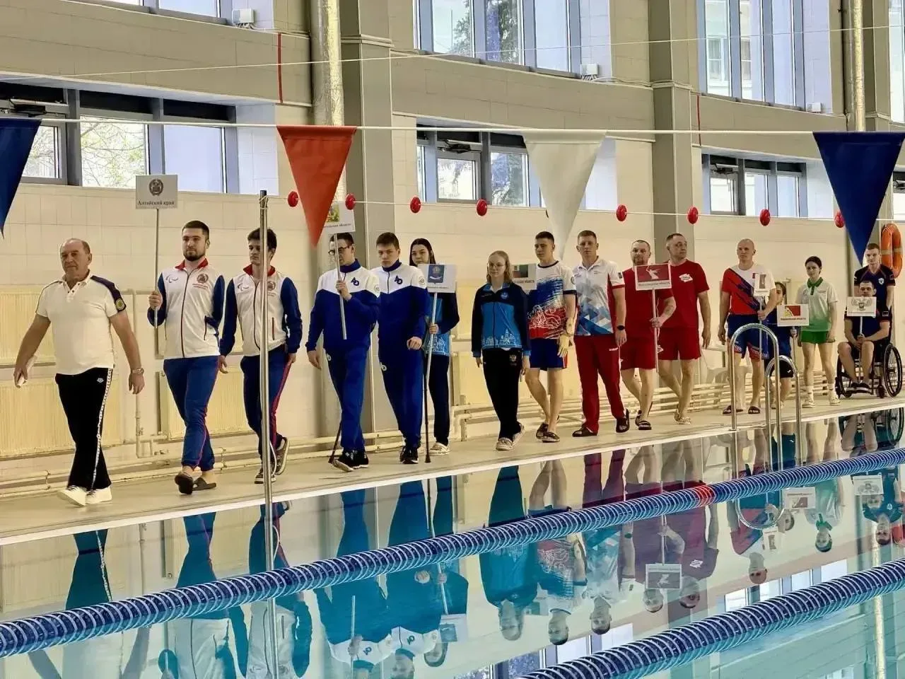 🏊 Калужские пловцы завоевали полный комплект медалей на чемпионате России по плаванию среди лиц с по