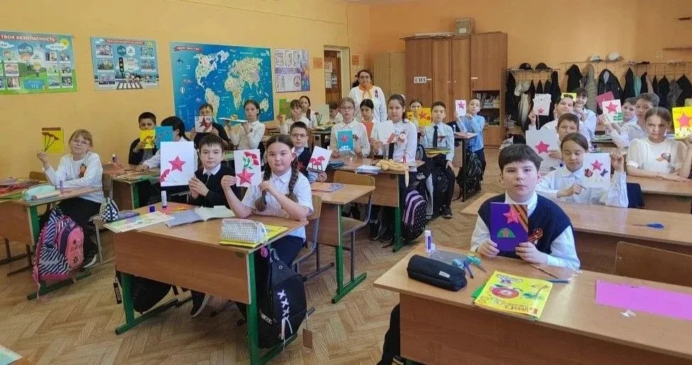 🎨⭐В преддверии Дня Победы активно работала наша творческая мастерская.  ⭐Талантливые ребята трудилис