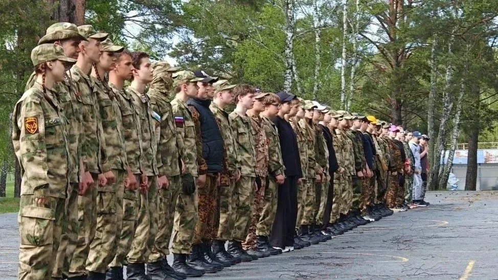 С 15 по 17 мая для воспитанников группы "Феникс" МАОУ СОШ №13 прошли учебно-тренировочные сборы на б