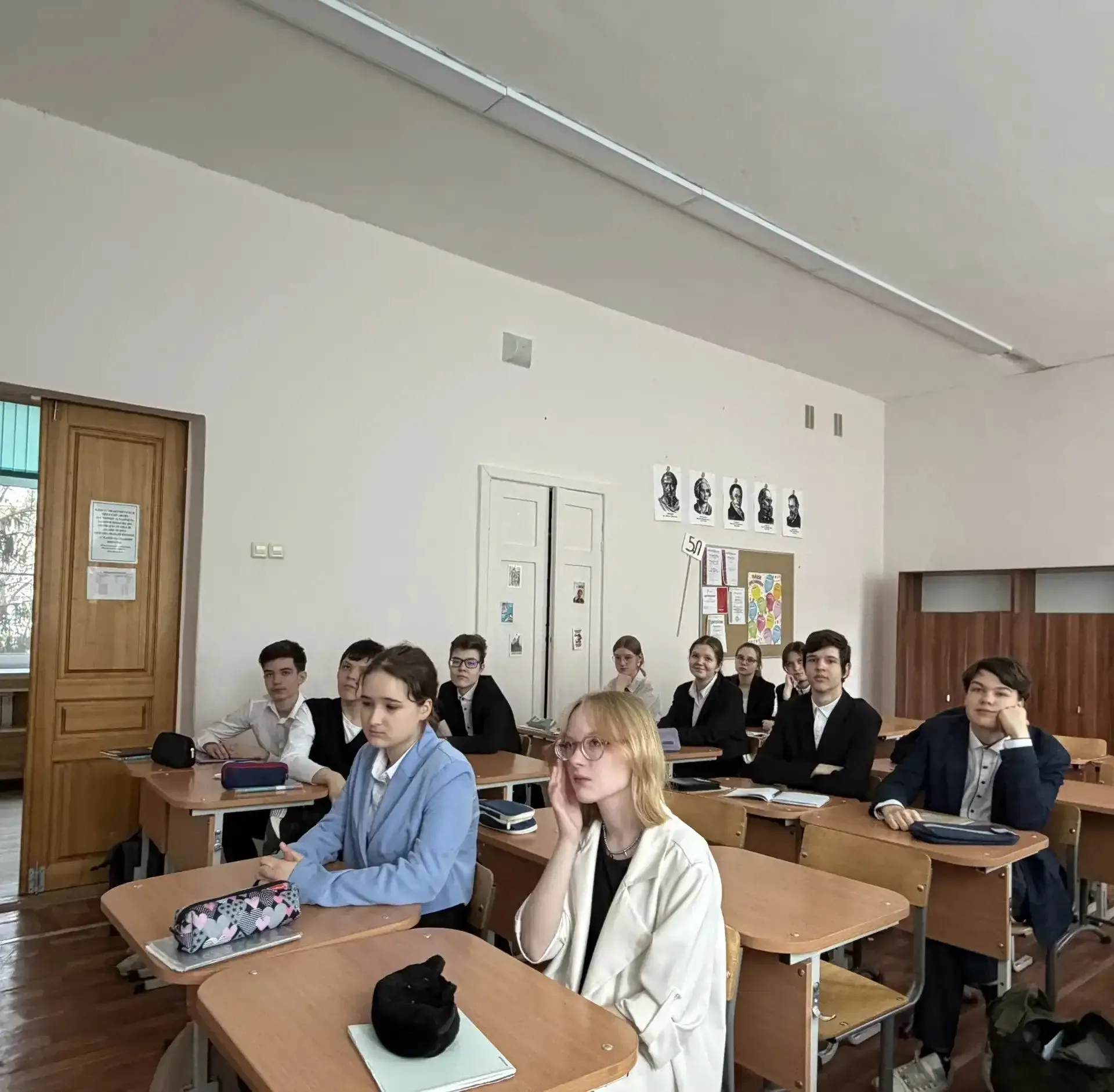 📢 В преддверии Дня Весны и Труда: выбираем профессию будущего!  В МАОУ-гимназии № 47 состоялся класс