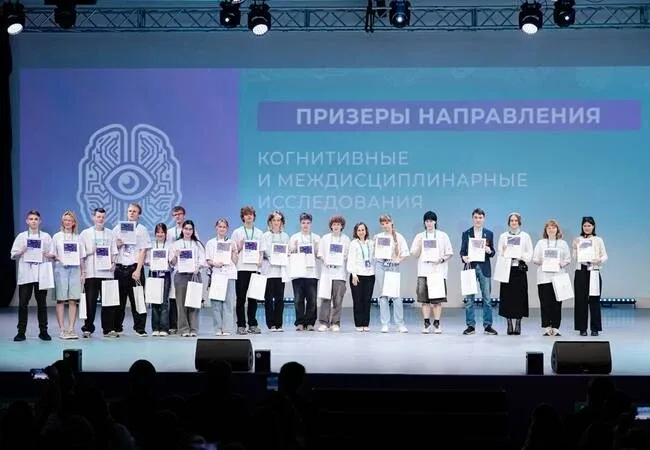 С 8 по 11 мая 2026 года в ОЦ «Сириус» проходила защита проектов на заключительном этапе Международно
