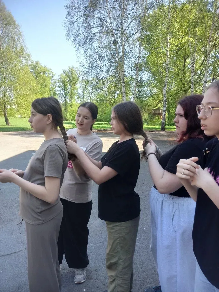 9-10 мая учащиеся 6 классов посетили лагерь "Орлёнок", который находится в санатории Сосновый Бор, в