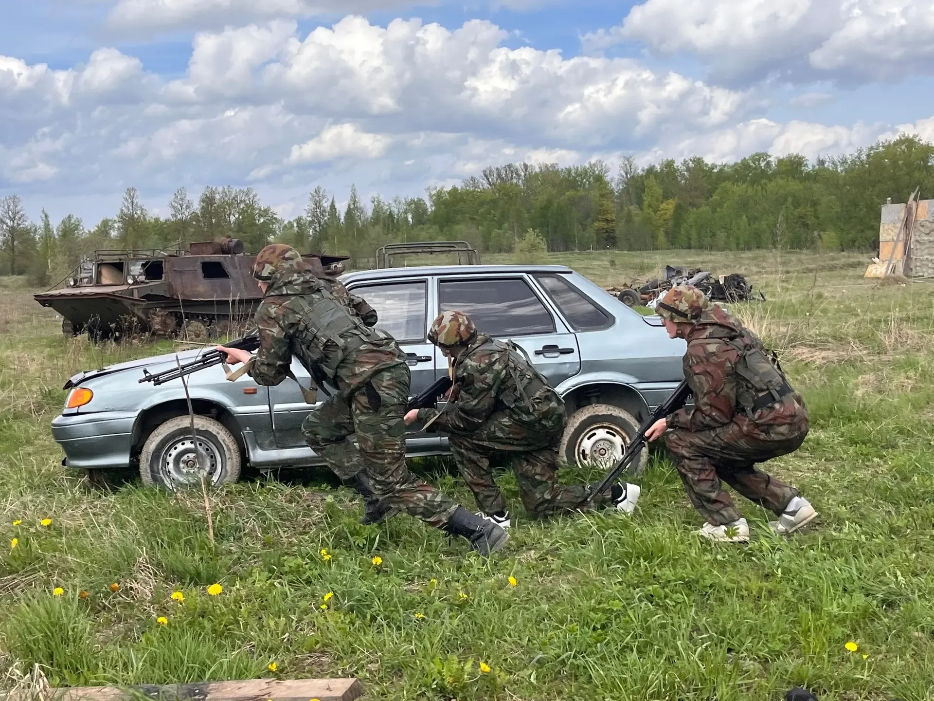 🏆 Гордость школы: две команды - победители военно - патриотической  игры «Зарница»!  Вчера на полиго