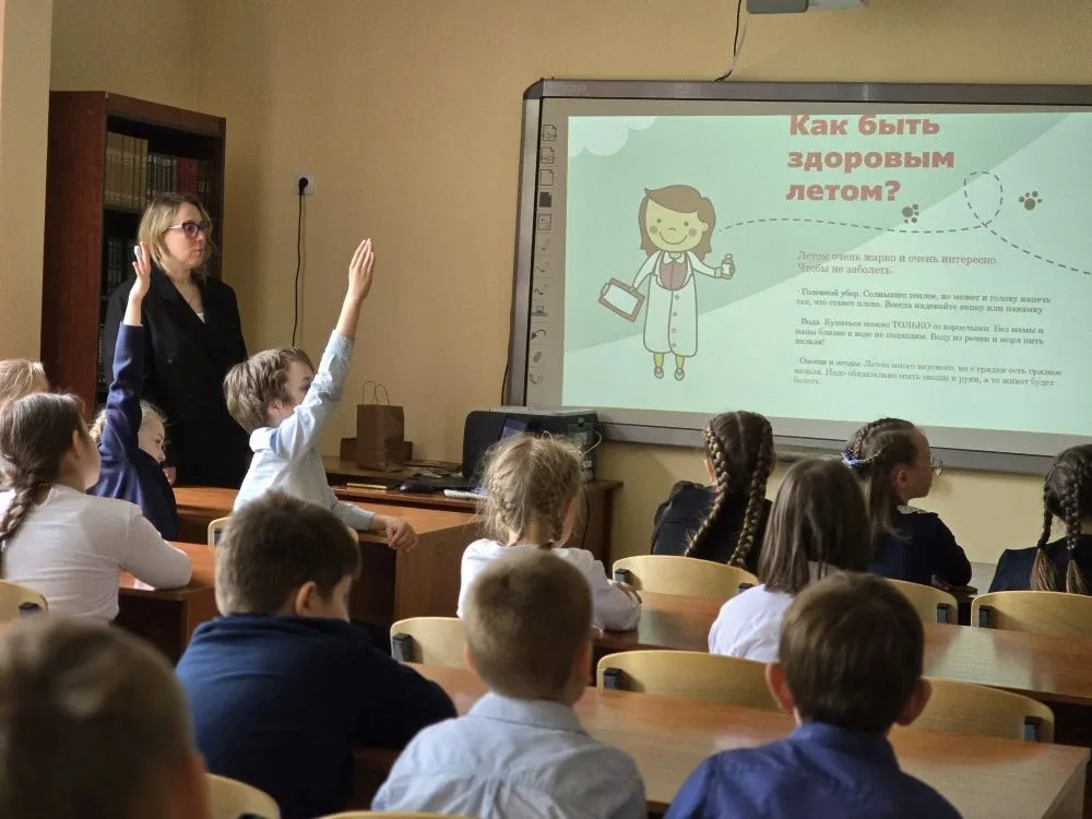 👩🏻‍⚕️УРОК ЗДОРОВЬЯ 🩺   15 мая у нас в школе прошло увлекательное занятие для учеников 2 «Б» класса о