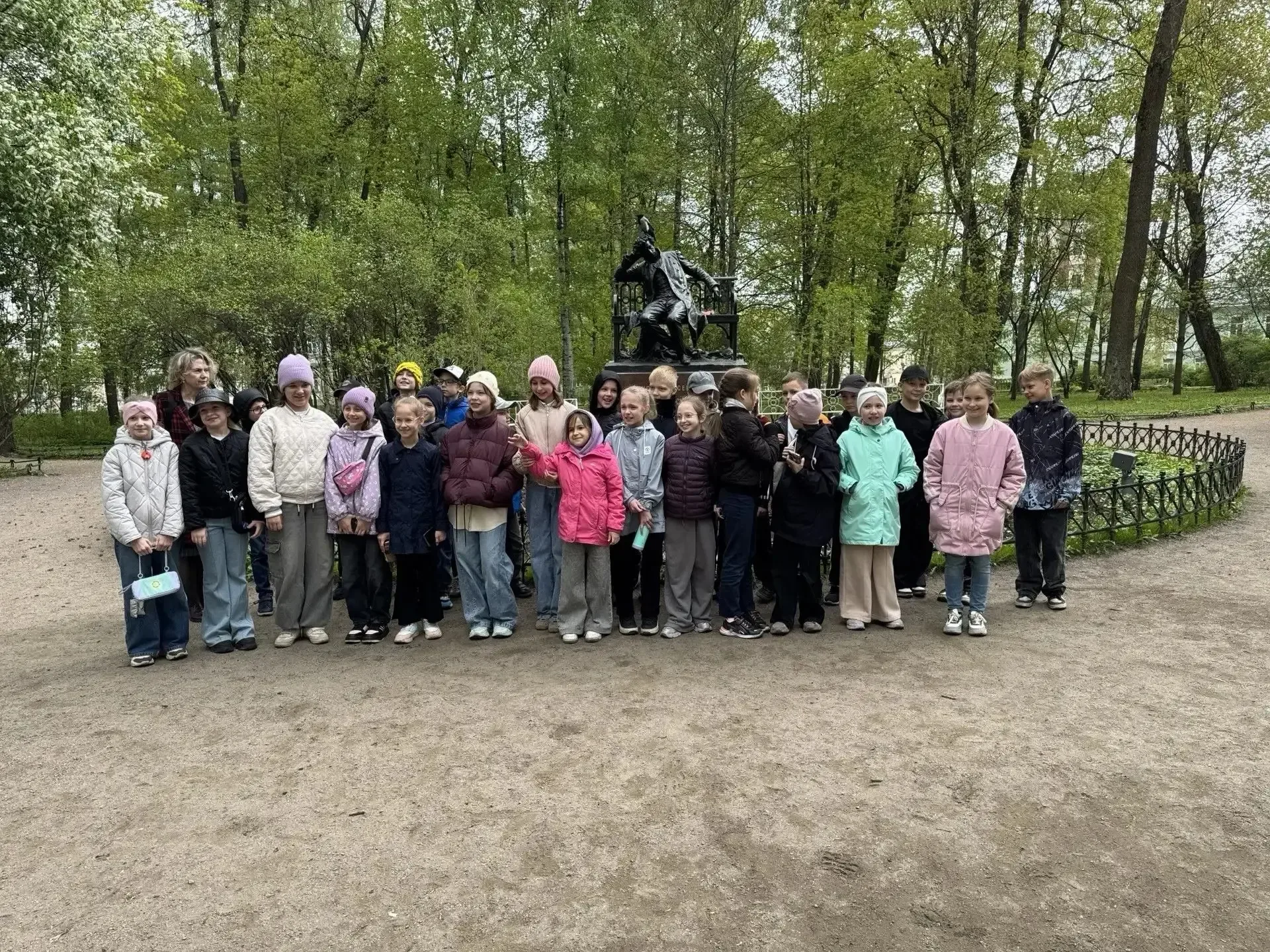 🏛 Ученики 3 «В» класса совместно с классным руководителем Татьяной Александровной совершили увлекате