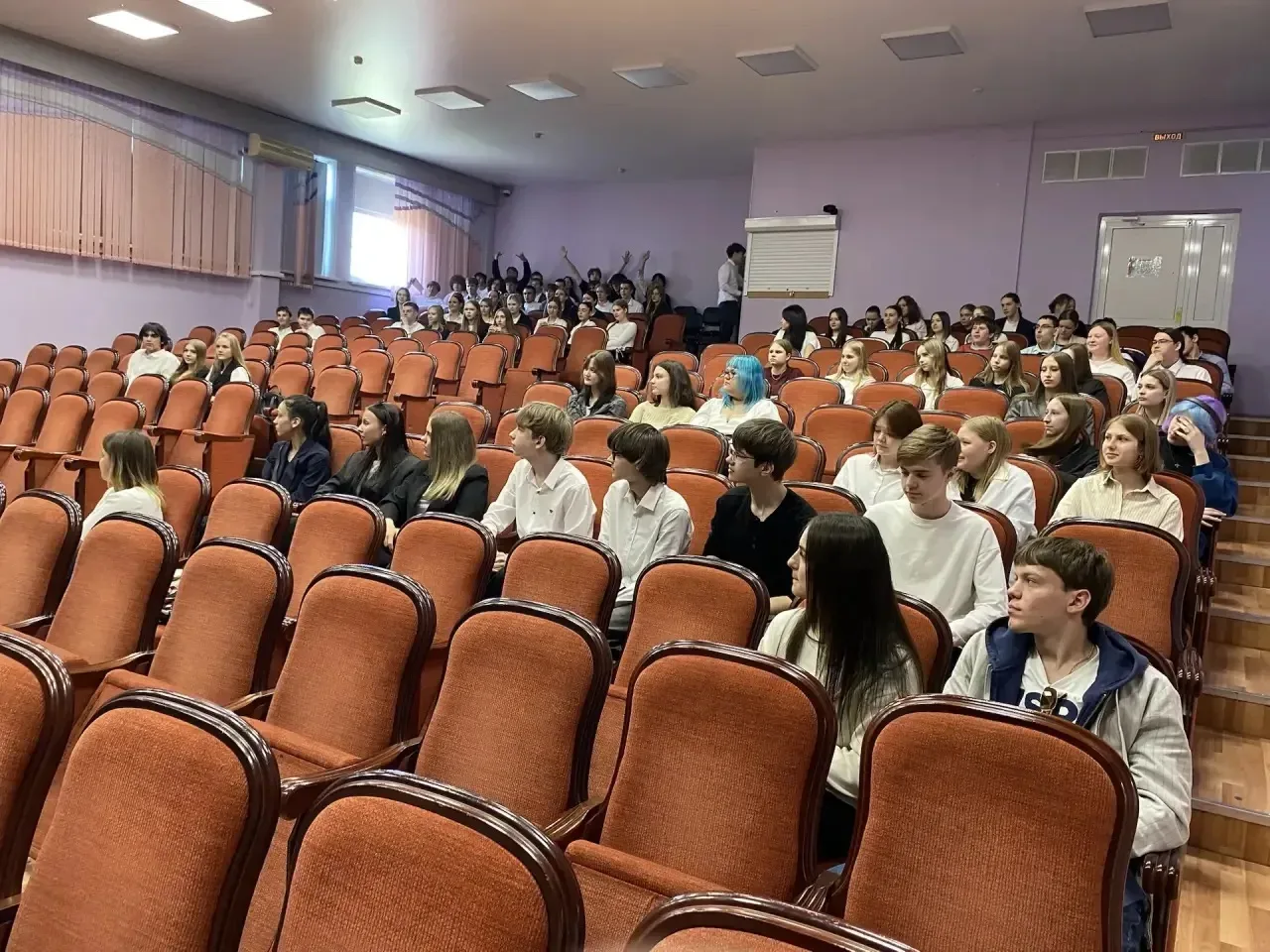 1️⃣6️⃣ мая в школе традиционно прошло такое значимое для учащихся 10-х классов мероприятие, как защи