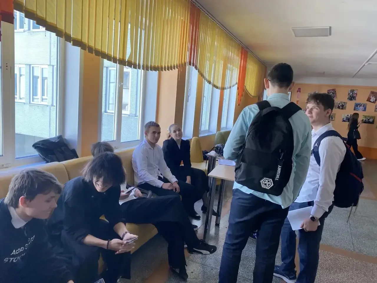 1️⃣6️⃣ мая в школе традиционно прошло такое значимое для учащихся 10-х классов мероприятие, как защи