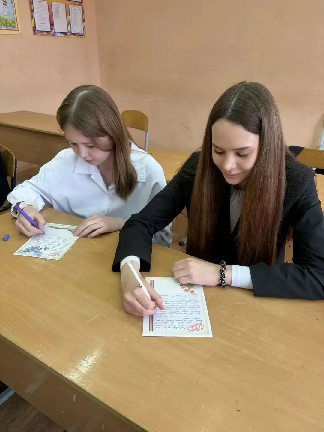 Обучающиеся нашей школы с гордостью и трепетом присоединились к важным патриотическим инициативам. В