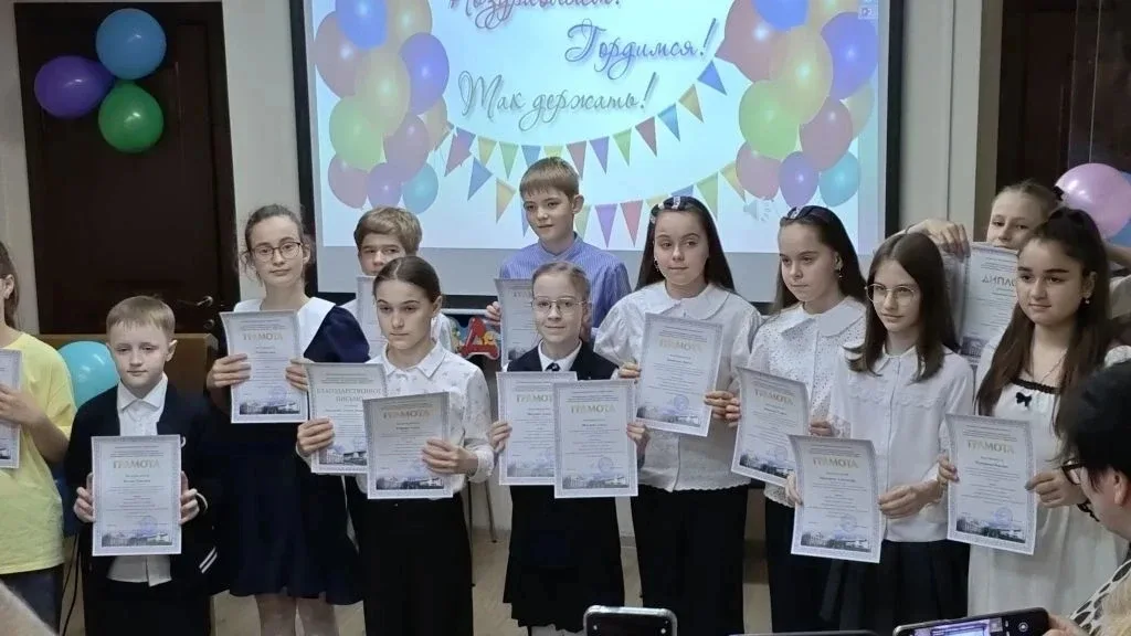 14.05 в визит- центре ФГБУ "Национальный парк "Угра" состоялась церемония награждения победителей и 