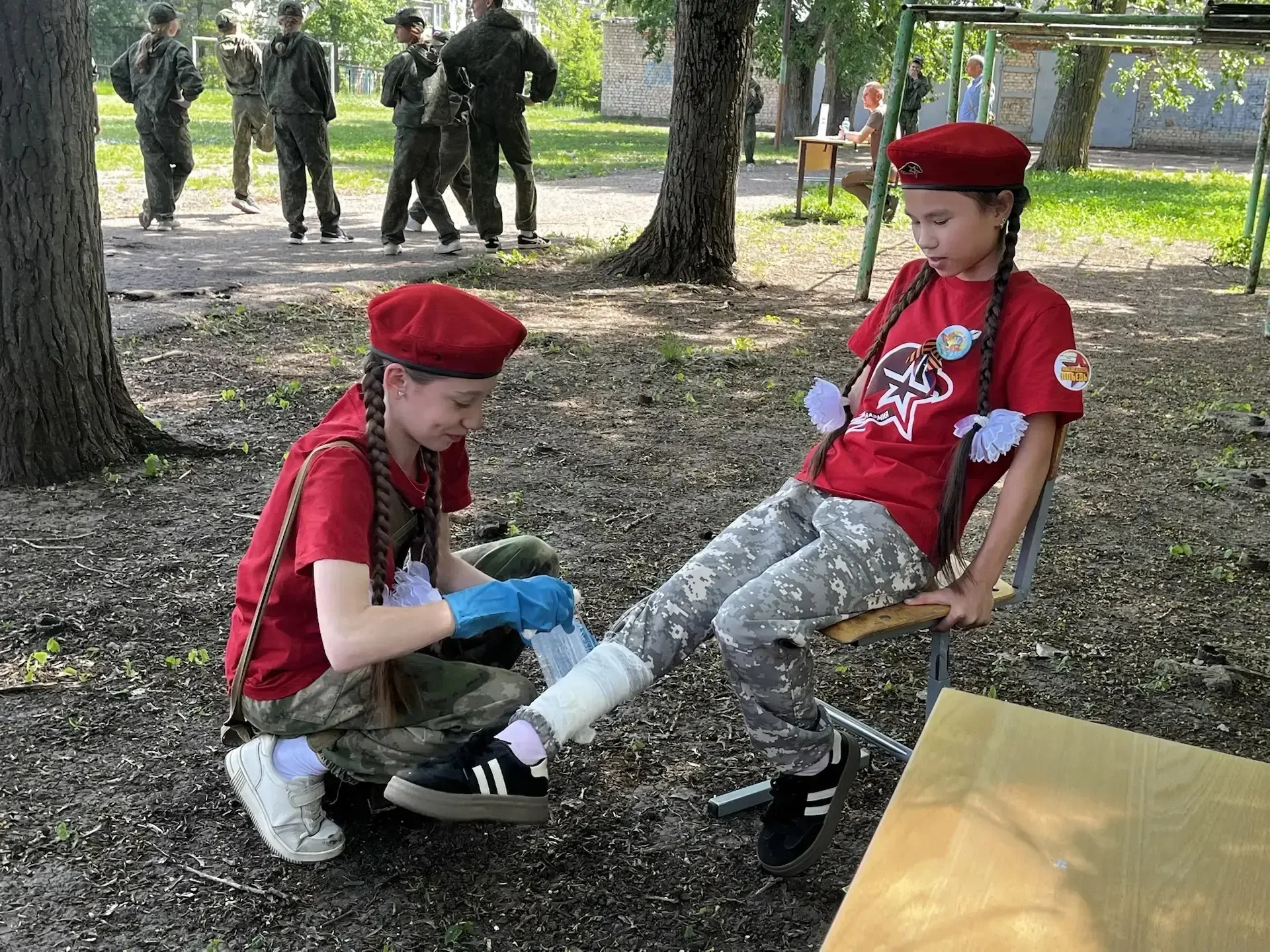 Сегодня наши семиклассники приняли участие в городской военно-спортивной игре «Игры отважных», посвя