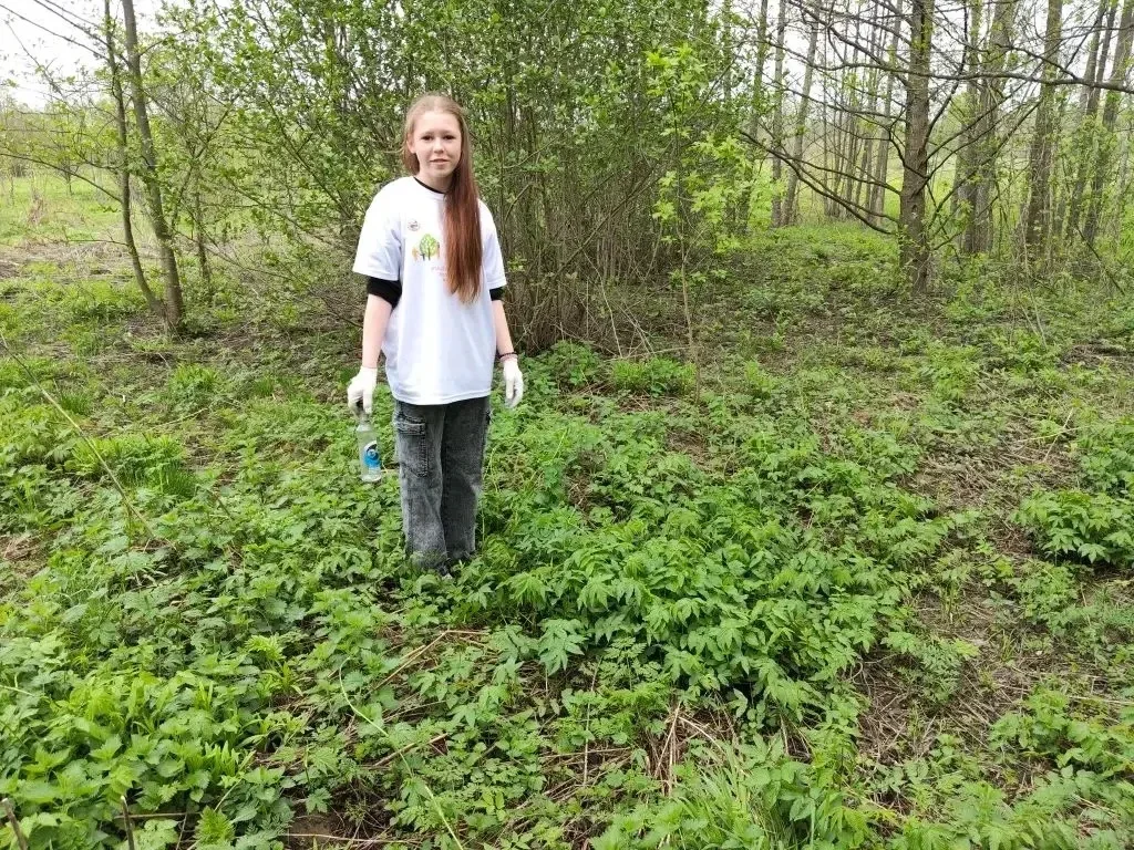 🌿 «ЧИСТЫЙ БЕРЕГ — ЧИСТОЕ БУДУЩЕЕ!» 🌊💚  🔥Сегодня, 13 мая, волонтёры нашей школы, участники Волонтёрск