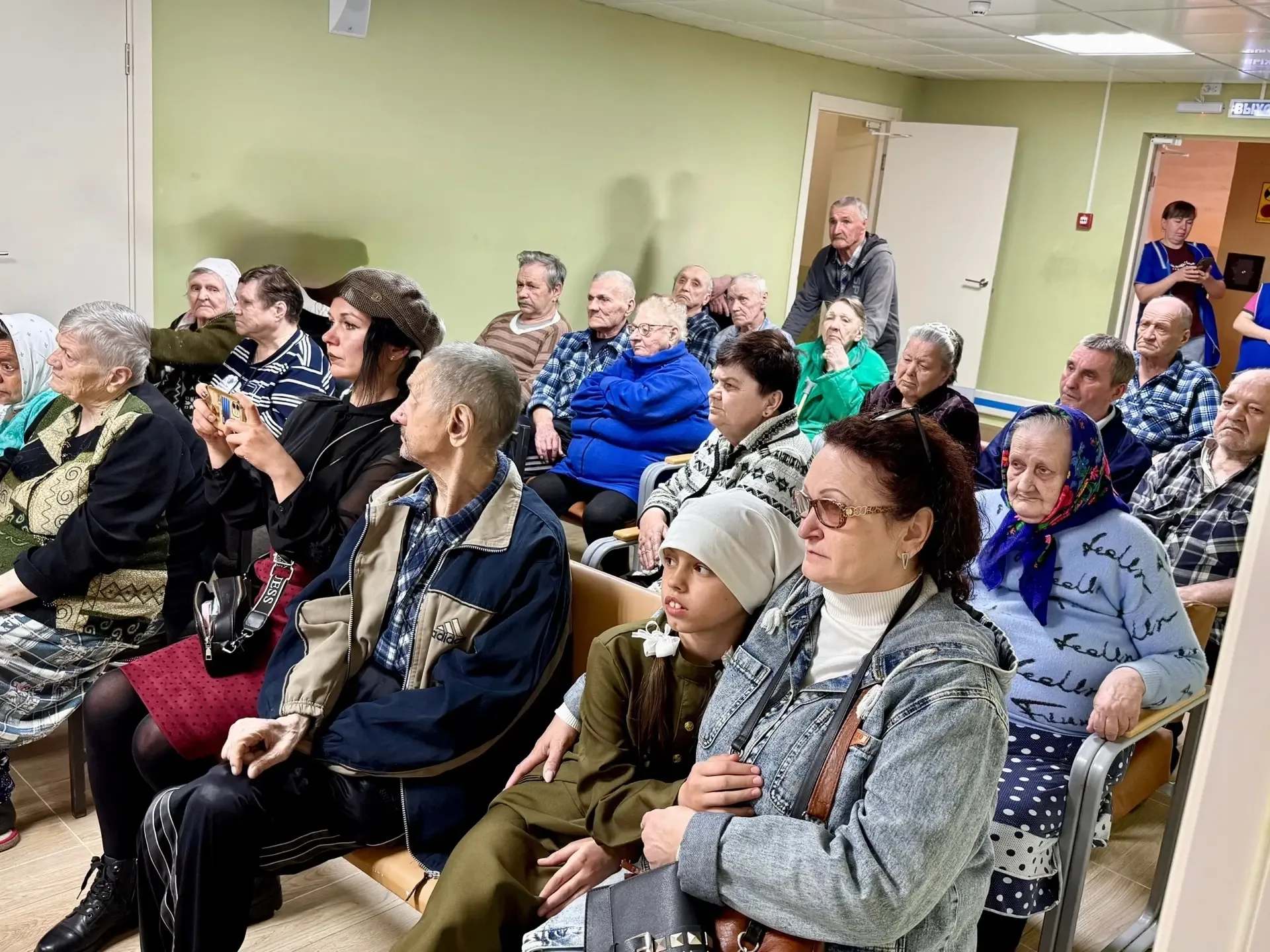 🌟 «ПОБЕДНЫЙ МАЙ»: ТЕПЛО, ДОБРОТА И ЕДИНЕНИЕ СЕРДЕЦ! 🌷  📍12 мая в доме милосердия прошёл особенный те