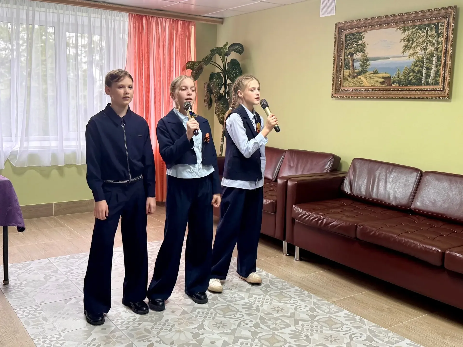 🌟 «ПОБЕДНЫЙ МАЙ»: ТЕПЛО, ДОБРОТА И ЕДИНЕНИЕ СЕРДЕЦ! 🌷  📍12 мая в доме милосердия прошёл особенный те