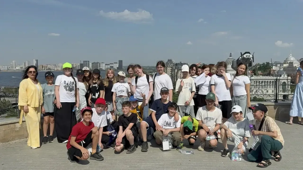 5Д класс исследует Казанский Кремль и ищет сокровища! 🏰🔎 📍Сегодня у наших любознательных ребят из 5Д
