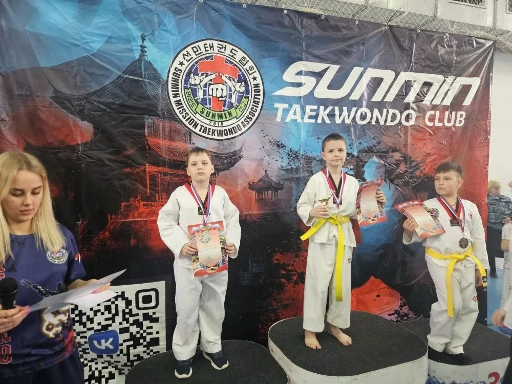 🏆 Гордимся нашими спортсменами!  В городе Волжский прошёл Всероссийский турнир по тхэквондо. Наши ре