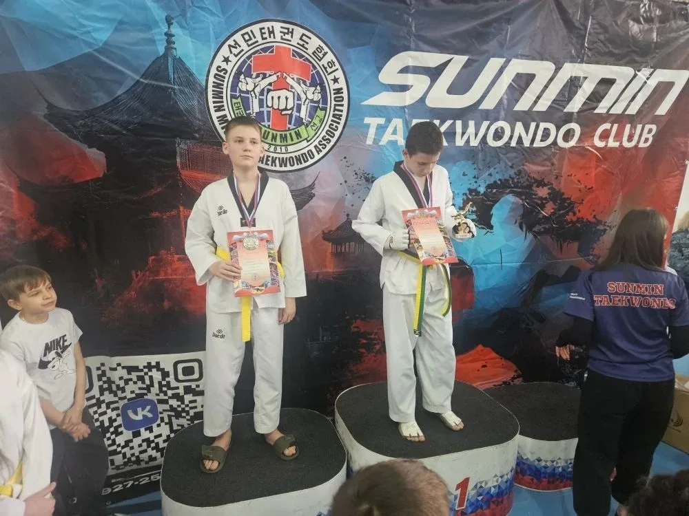 🏆 Гордимся нашими спортсменами!  В городе Волжский прошёл Всероссийский турнир по тхэквондо. Наши ре