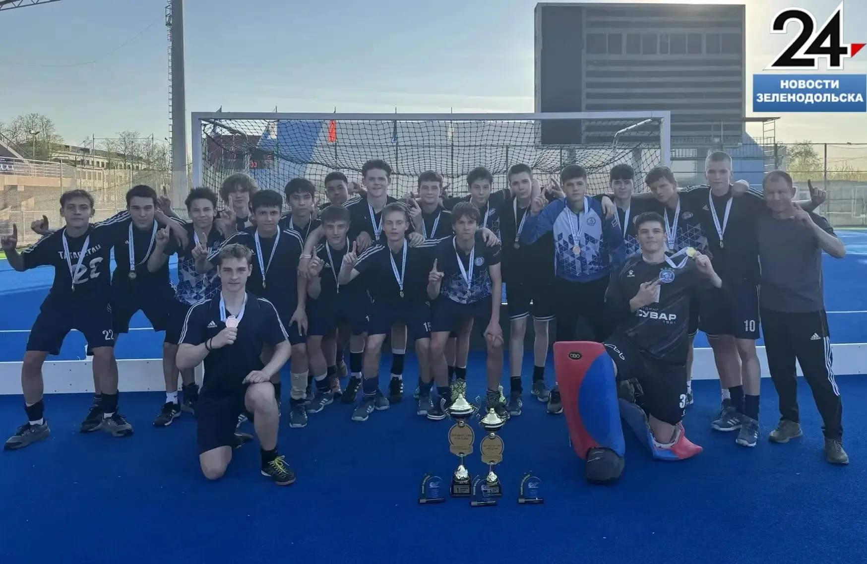 🏑 Хоккей на траве: золото и бронза первенства России! 🥇🥉    Зеленодольские спортсмены завоевали золо