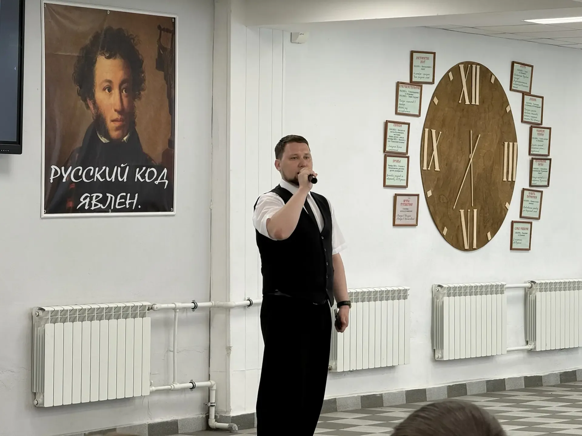 Сегодня в лицее царила атмосфера творчества и научных открытий! Прошел долгожданный конкурс проектов