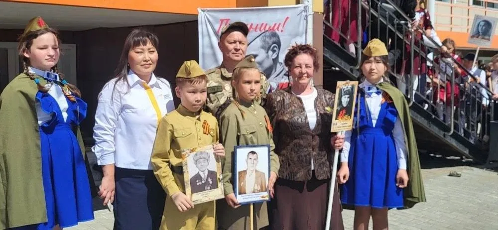 В гимназии прошли памятные линейки в честь 81-й годовщины Великой Победы  7 мая , в преддверии 81-й 