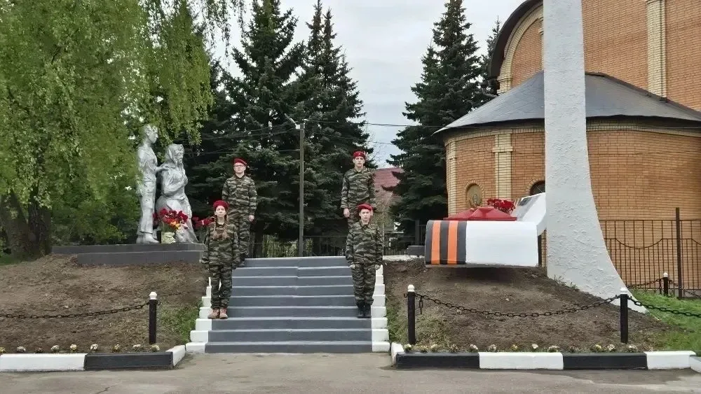 Торжественный митинг в деревне Федюково: память, единство, патриотизм  Сегодня в деревне Федюково пр
